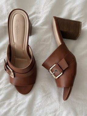 Chunky Brown Buckle Leather Heels